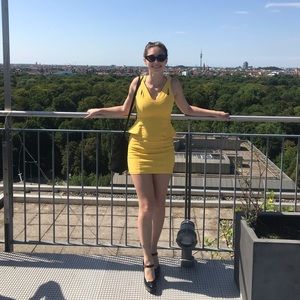 Meet your Posher, Courtney